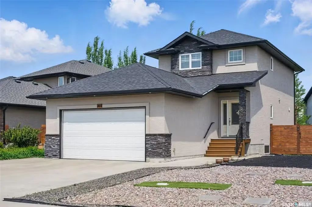 743 Sutter Cres Saskatoon, SK S7T 0E6